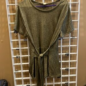Michael Kors gold and brown beautiful top. Almost new